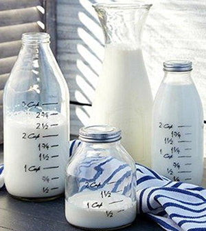 Durable Glass Milk Bottles with Embossed Capacity Measuring Marks, With Metal Twist Lids, Clear Vintage Style Dairy Bottle, Beverage Glassware and Drinkware for Parties, BBQ, Picnics. 33/17/17 oz - Le'raze by G&L Decor Inc