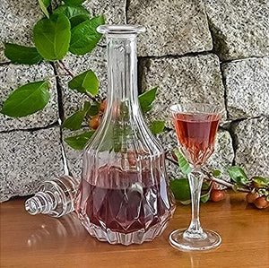 Crystal Wine Decanter with Stopper - Elegant Glass Decanter for liquor, Whiskey, Vodka - Vintage Whiskey Decanter - Le'raze by G&L Decor Inc